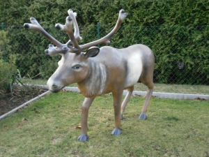 Rentier lebensgross, 200 cm lang, passt zum Weihnachtsmann mit Rentier-Schlitten