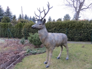 Hirsch stehend Maxi XXL, 186 cm lang, passend zu Weihnachtsmann mit Rentier-Schlitten