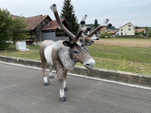 Weihnachtsdeko Rentier Deko lebensgross, 200 cm lang für Weihnachtsdeko aussen im Garten