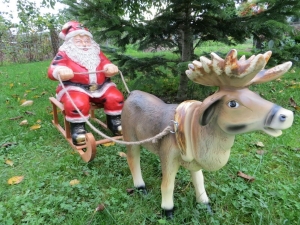 Rentier mit Schlitten und Weihnachtsmann 130 cm lang als Weihnachtsdekoration