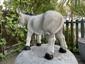 Zur grossen Krippe für aussen: Eselkind stehend, 41 cm hoch 3